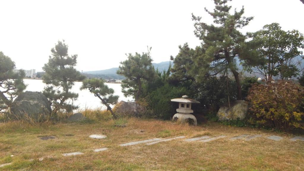 宿花月日式旅馆 佐渡市 外观 照片